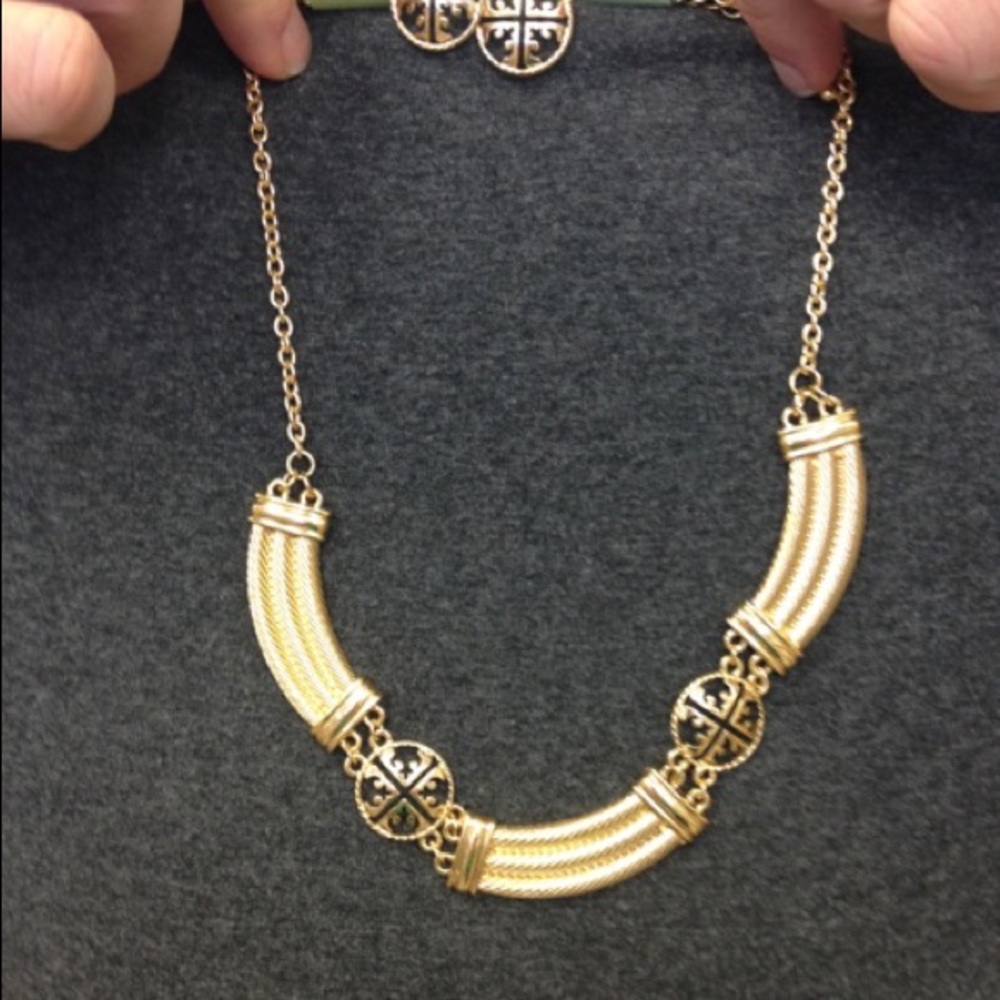 Necklace and earrings